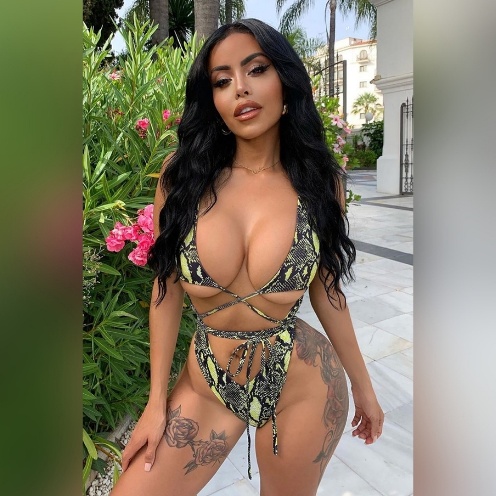 Nwt new fashion Nova cut out lace up one piece swimsuit high cut swimwear snake